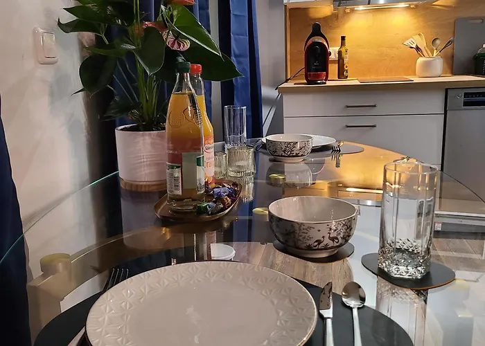 Luna Et Sol Haus Am , Peacock - , Naehe Motorsportarena